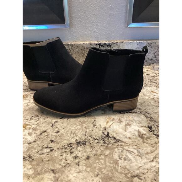 White Mountain Womens Ankle Boots Suede Black Side Zip Booties Size 9 NWT - Picture 3 of 8